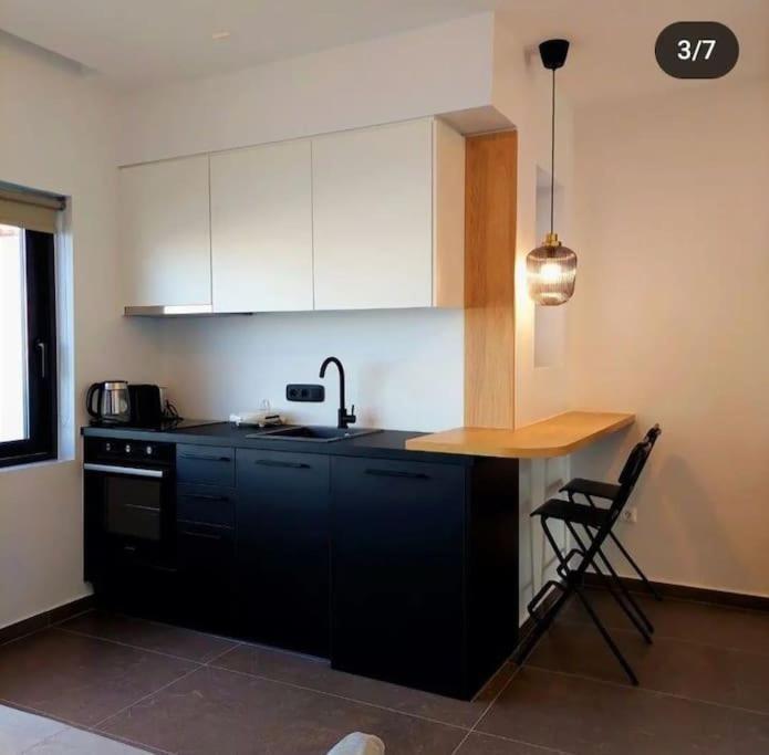 Апартаменты Bluemotion - 4Portcenterαpartment Пирей Экстерьер фото
